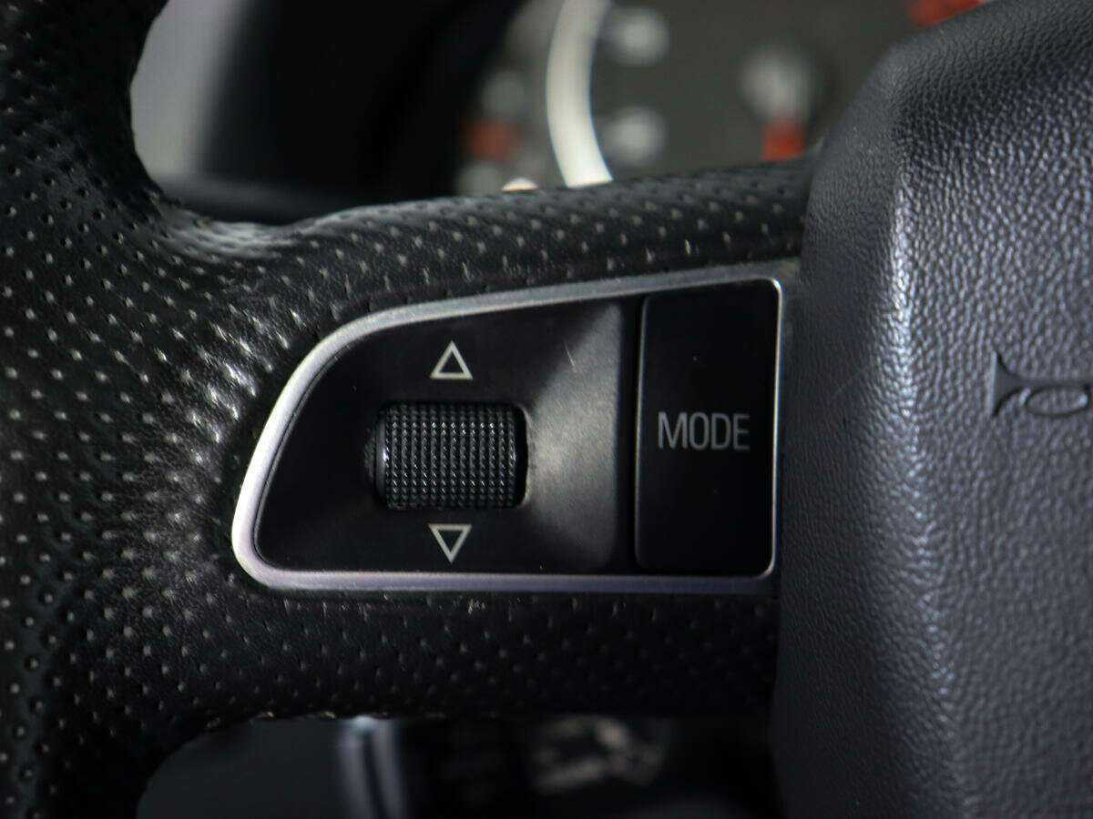 Audi Q5, 2010 Фото №16