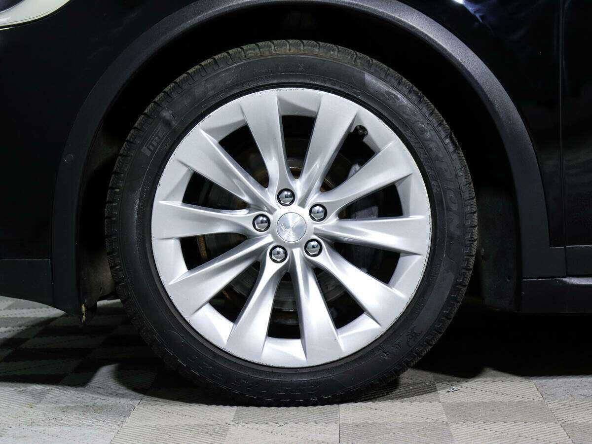 Tesla Model X 90D, 2018 Фото №11