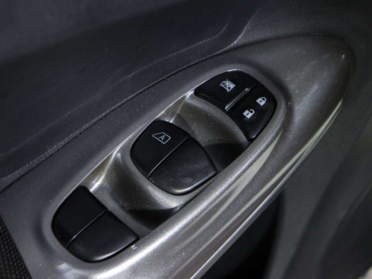 Nissan Juke, 2011 Фото №16