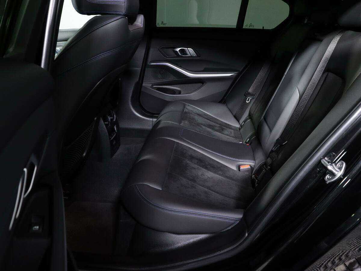 BMW 3 серии 320i xDrive, 2020 Фото №10