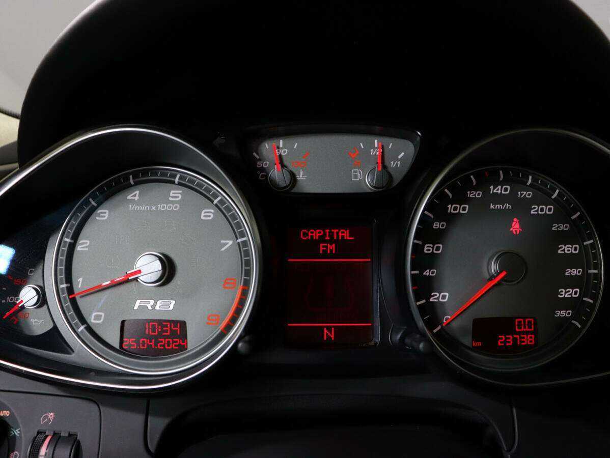 Audi R8 V8, 2008 Фото №11