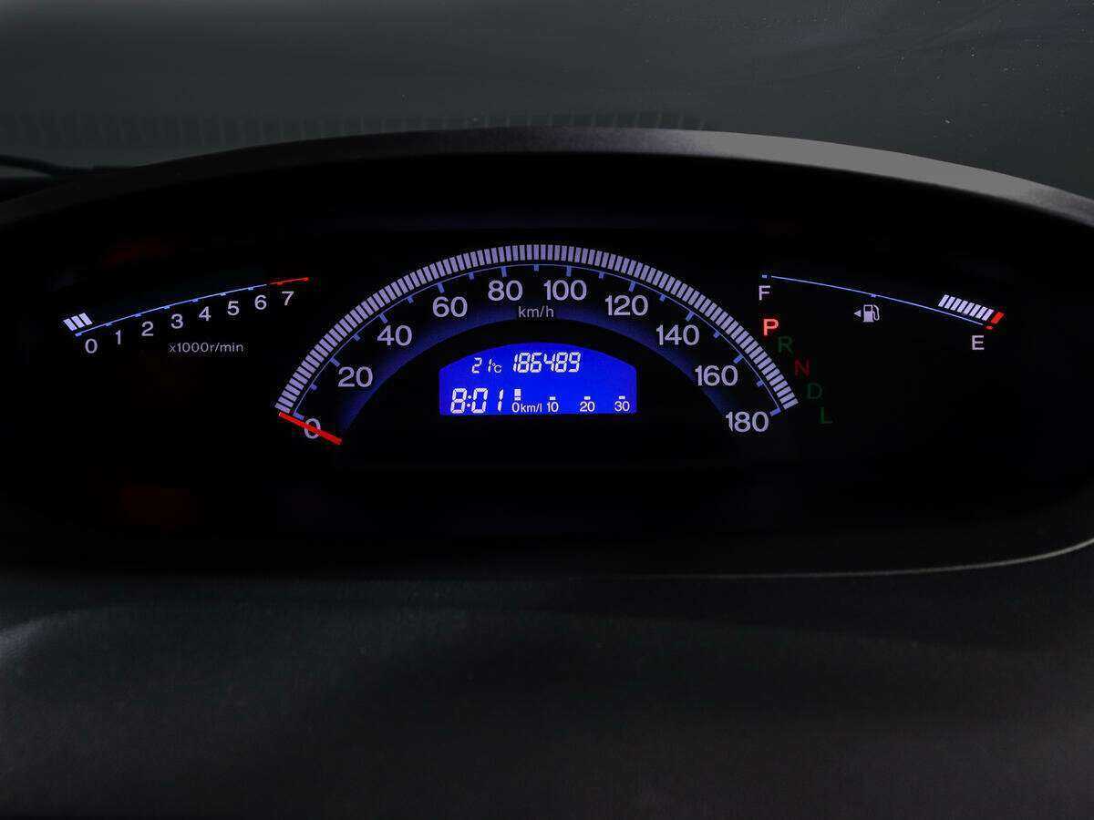 Honda Freed Spike, 2012 Фото №9