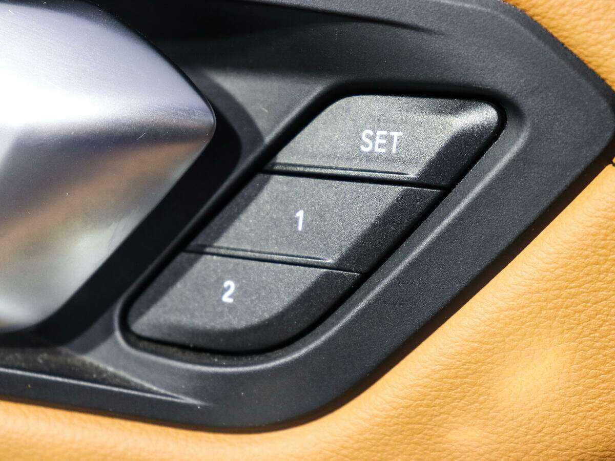 BMW 3 серии 320d xDrive, 2020 Фото №17