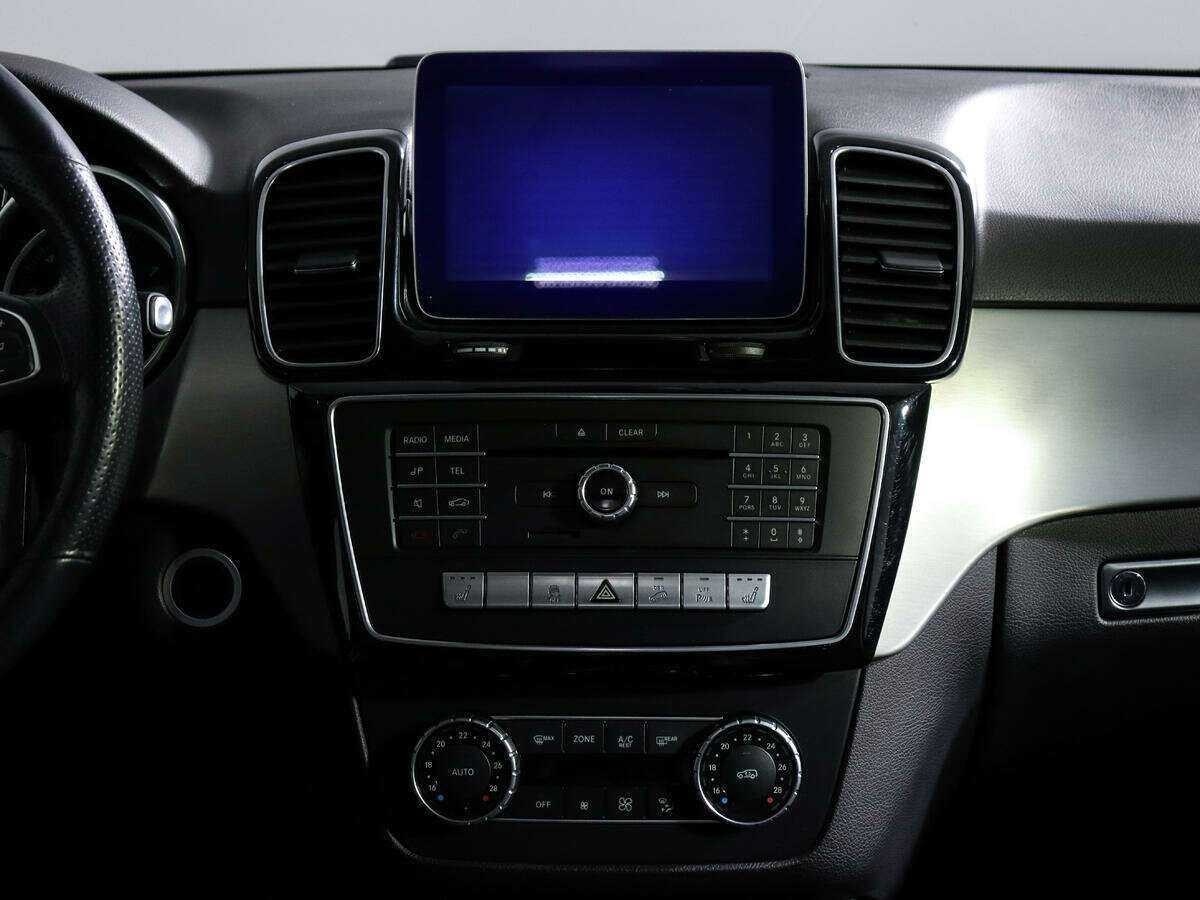 Mercedes-Benz GLE 300, 2016 Фото №13