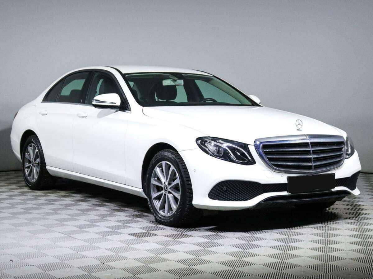 Mercedes-Benz E-Класс 200, 2018 Фото №3