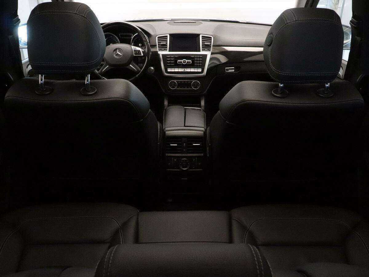 Mercedes-Benz GL-Класс 400, 2014 Фото №11
