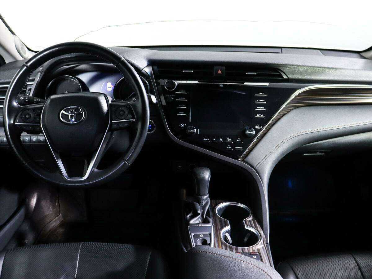 Toyota Camry, 2019 Фото №10
