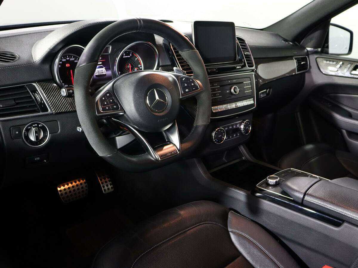 Mercedes-Benz GLE AMG 43 AMG, 2018 Фото №12