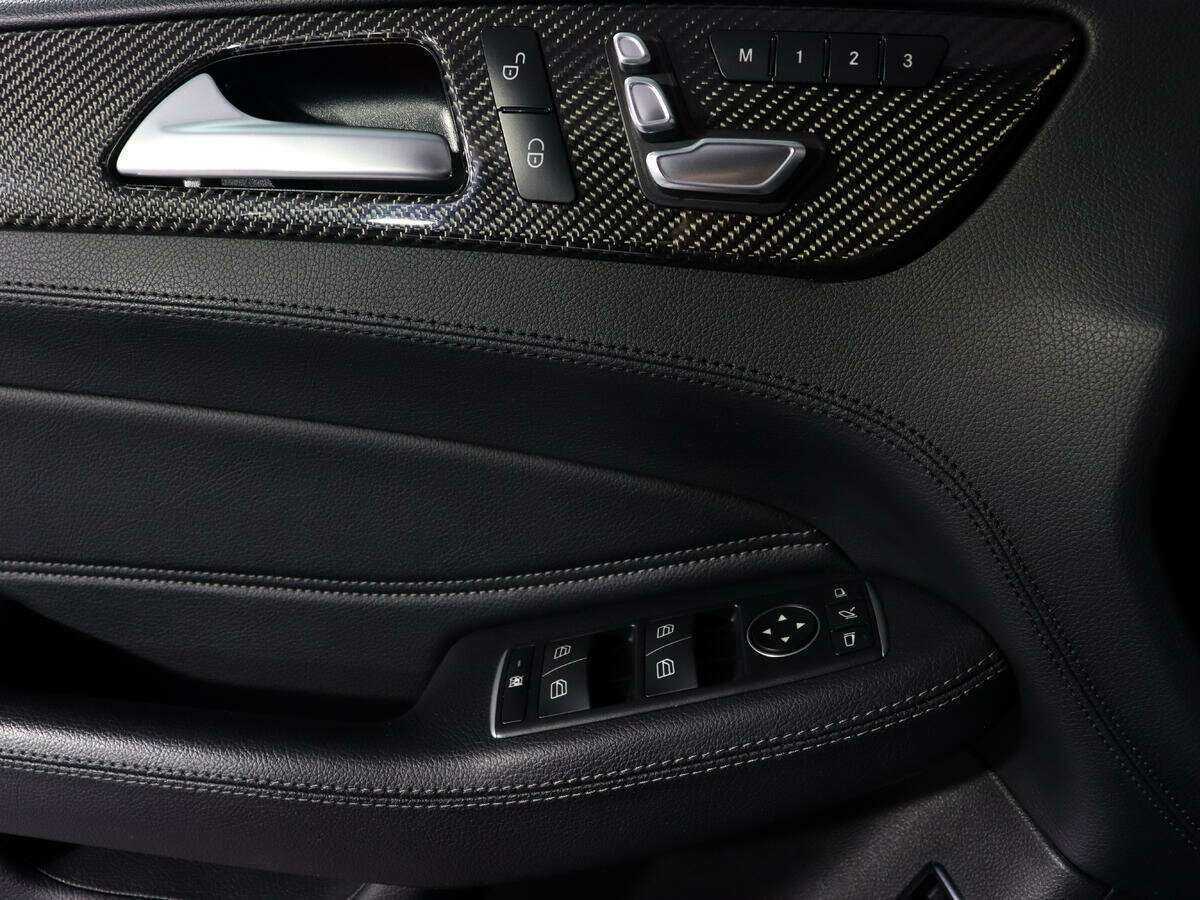 Mercedes-Benz GLE AMG 43 AMG, 2018 Фото №20