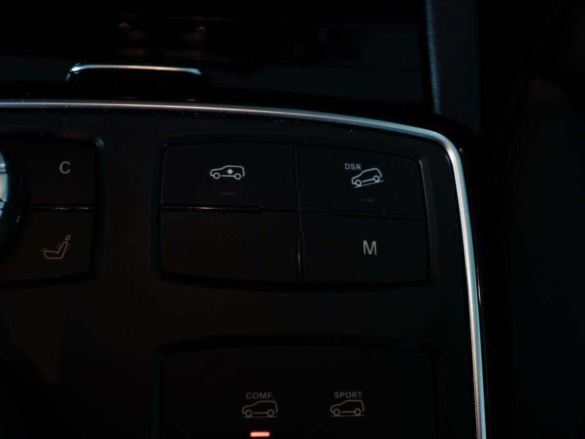 Mercedes-Benz GLE AMG 43 AMG, 2018 Фото №28