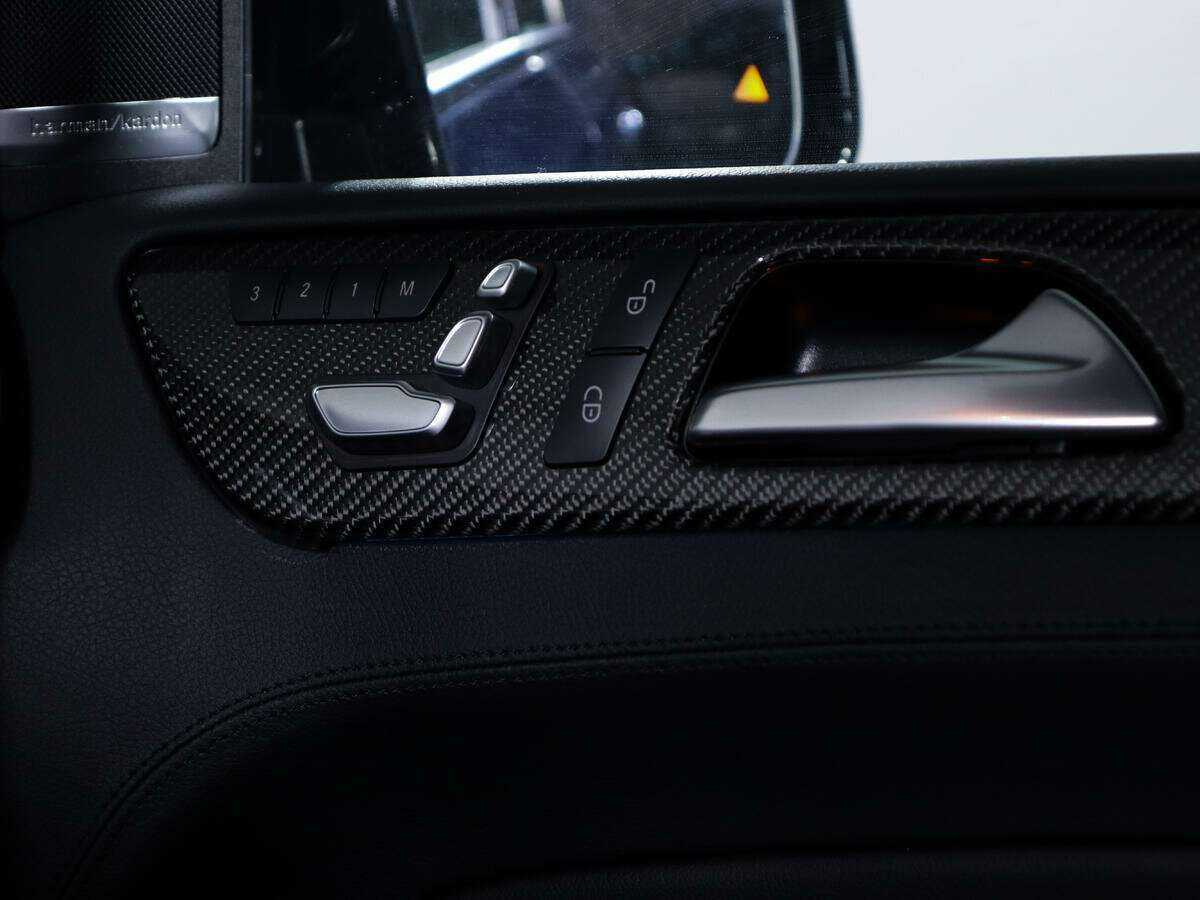 Mercedes-Benz GLE AMG 43 AMG, 2018 Фото №30