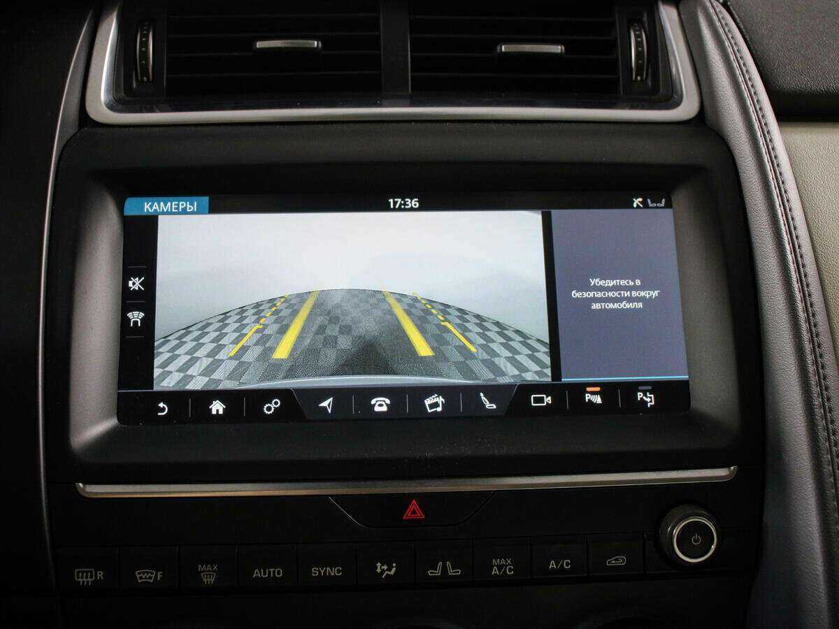 Jaguar E-Pace, 2018 Фото №15