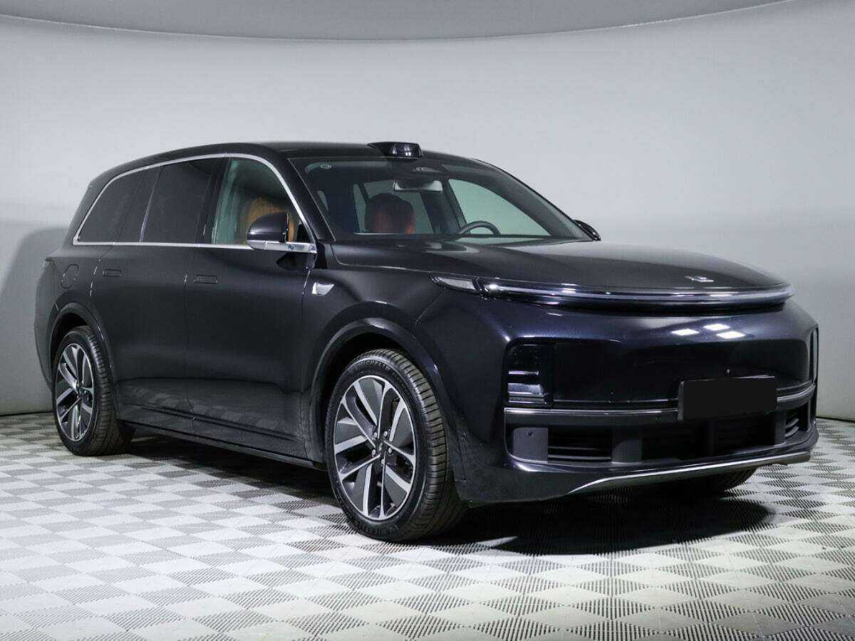 LiXiang L9 44.5 kWh, 2023 - 4 950 км. | Фото №3