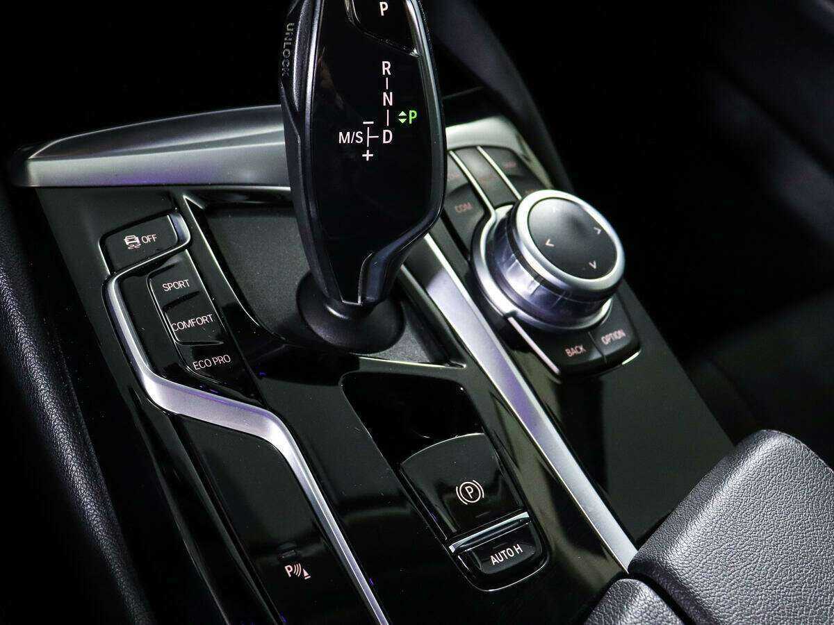 BMW 5 серии 520d xDrive, 2020 Фото №14