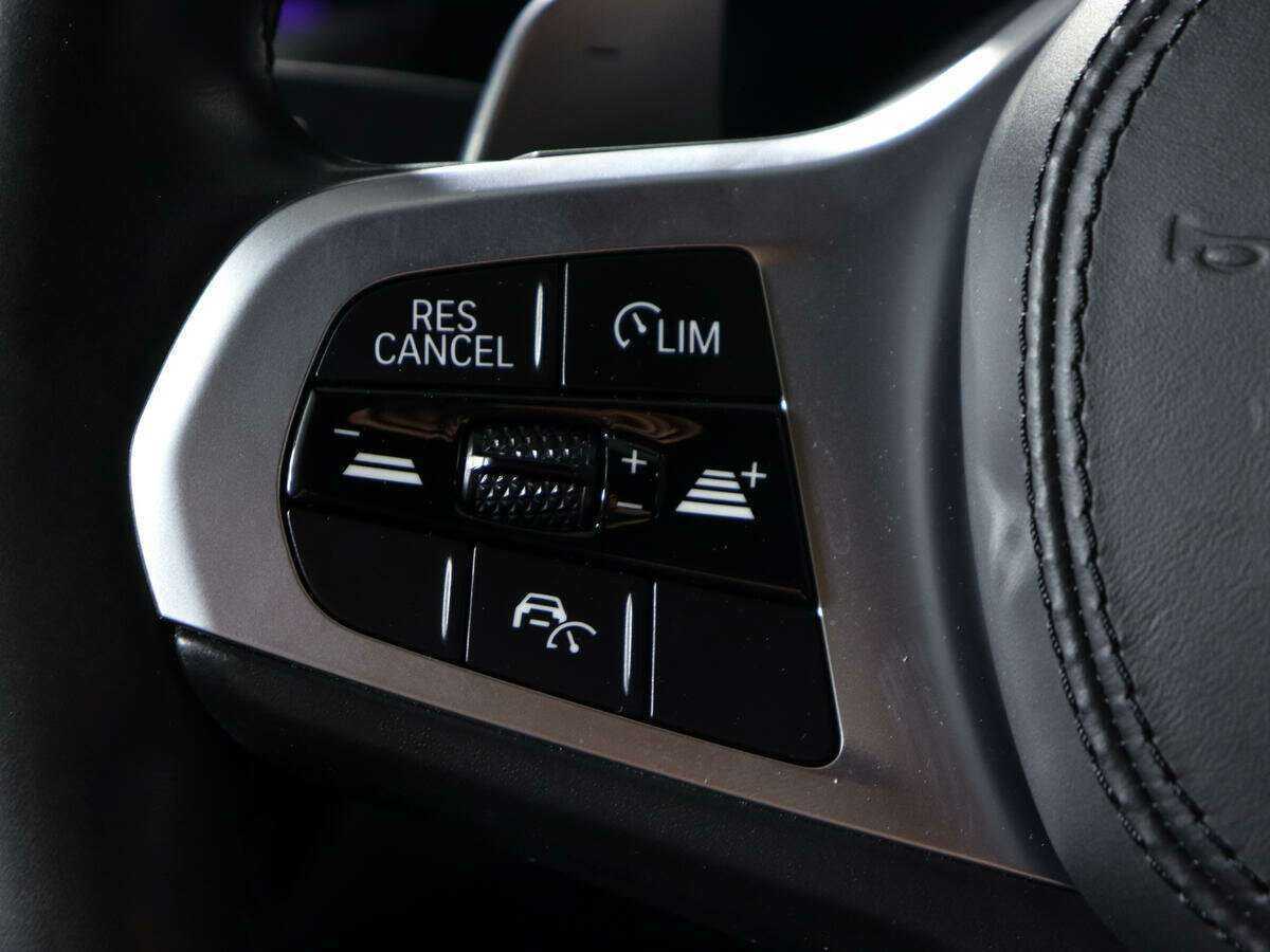 BMW 5 серии 530i xDrive, 2020 Фото №18