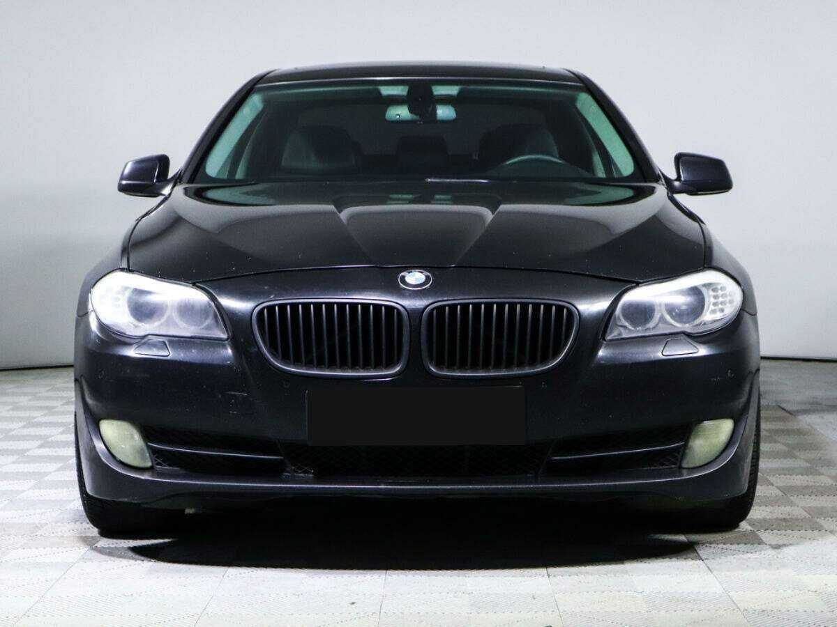 BMW 5 серии 523i, 2011 Фото №2