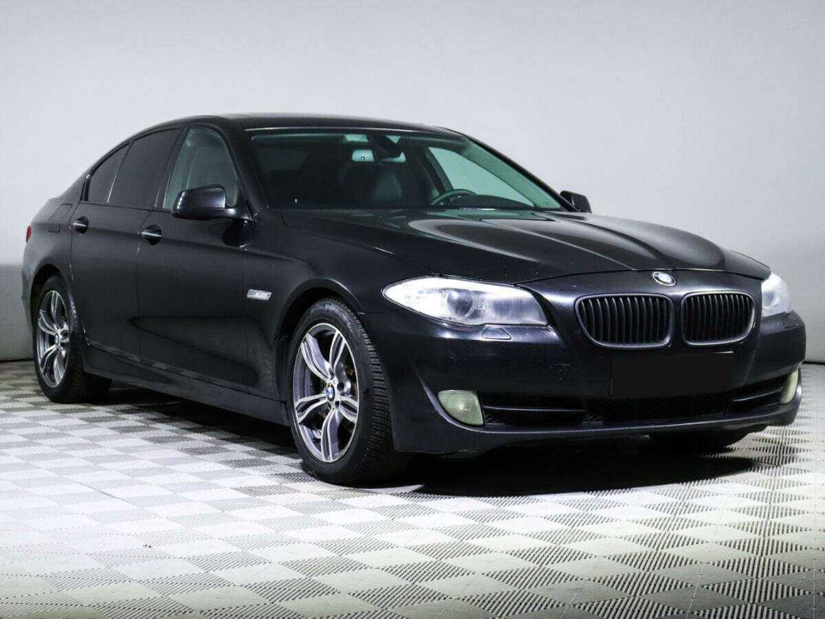 BMW 5 серии 523i, 2011 Фото №3