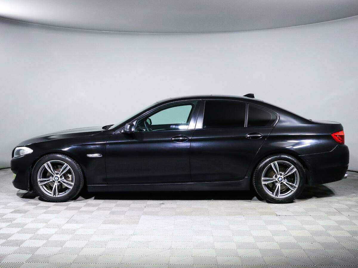 BMW 5 серии 523i, 2011 Фото №6