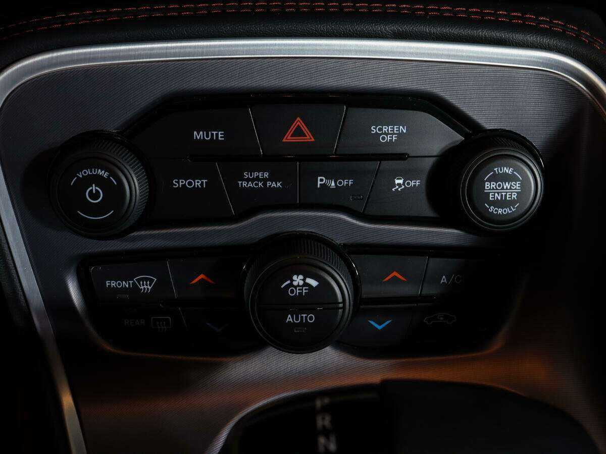 Dodge Challenger R__T, 2020 Фото №20