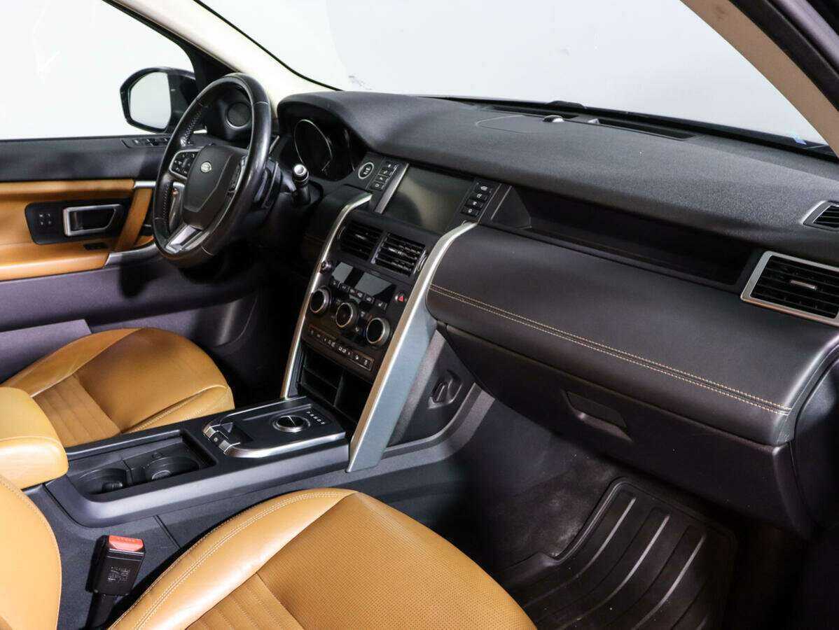 Land Rover Discovery Sport, 2018 Фото №9