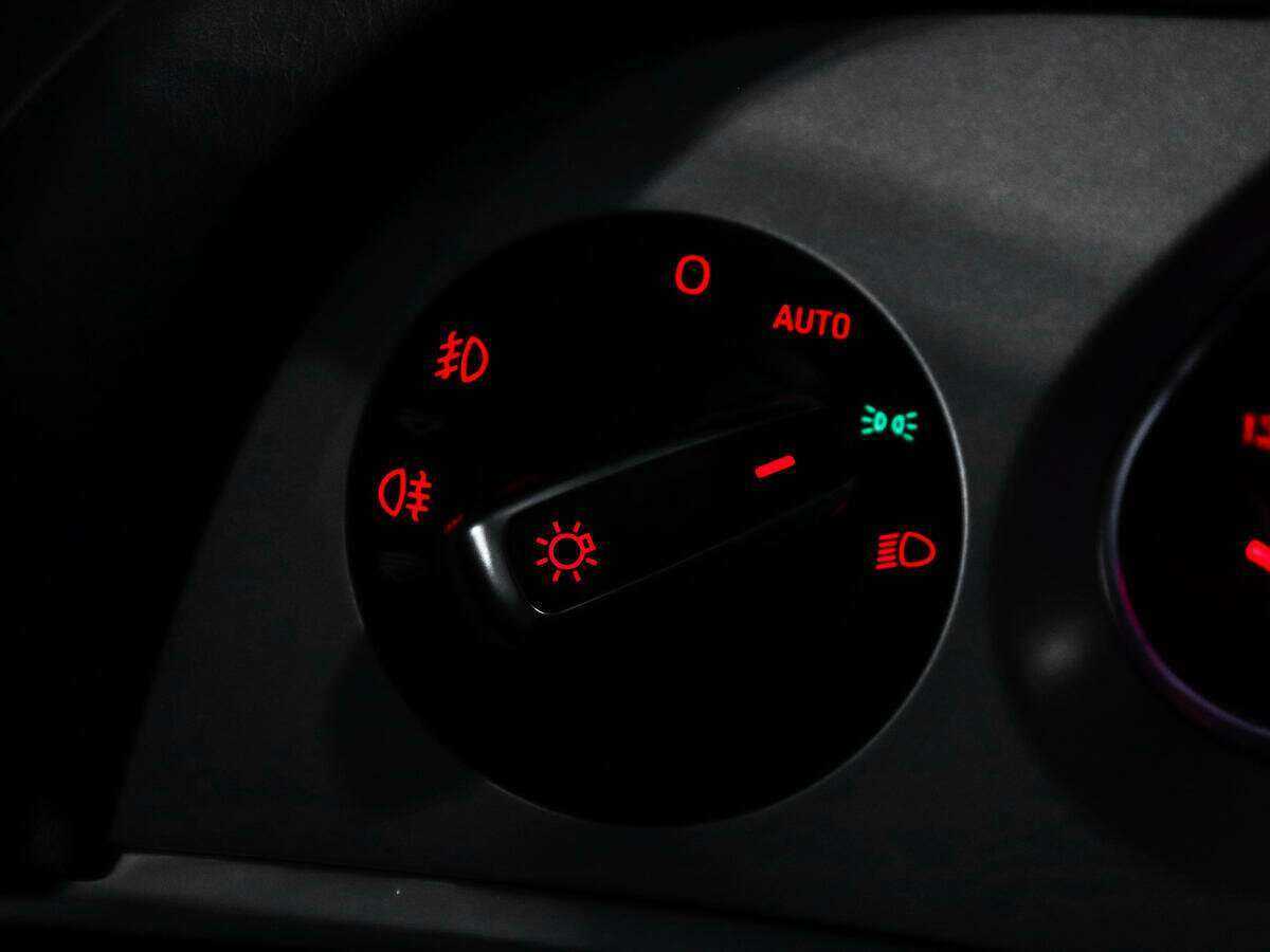 Audi A6, 2011 Фото №17