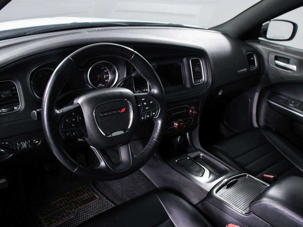 Dodge Charger, 2019 Фото №13