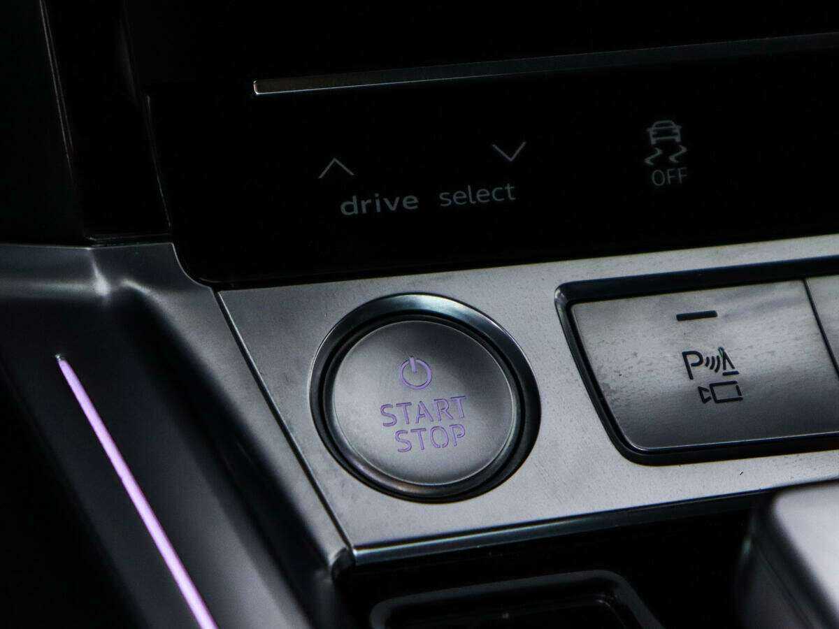 Audi e-tron 55, 2020 Фото №20