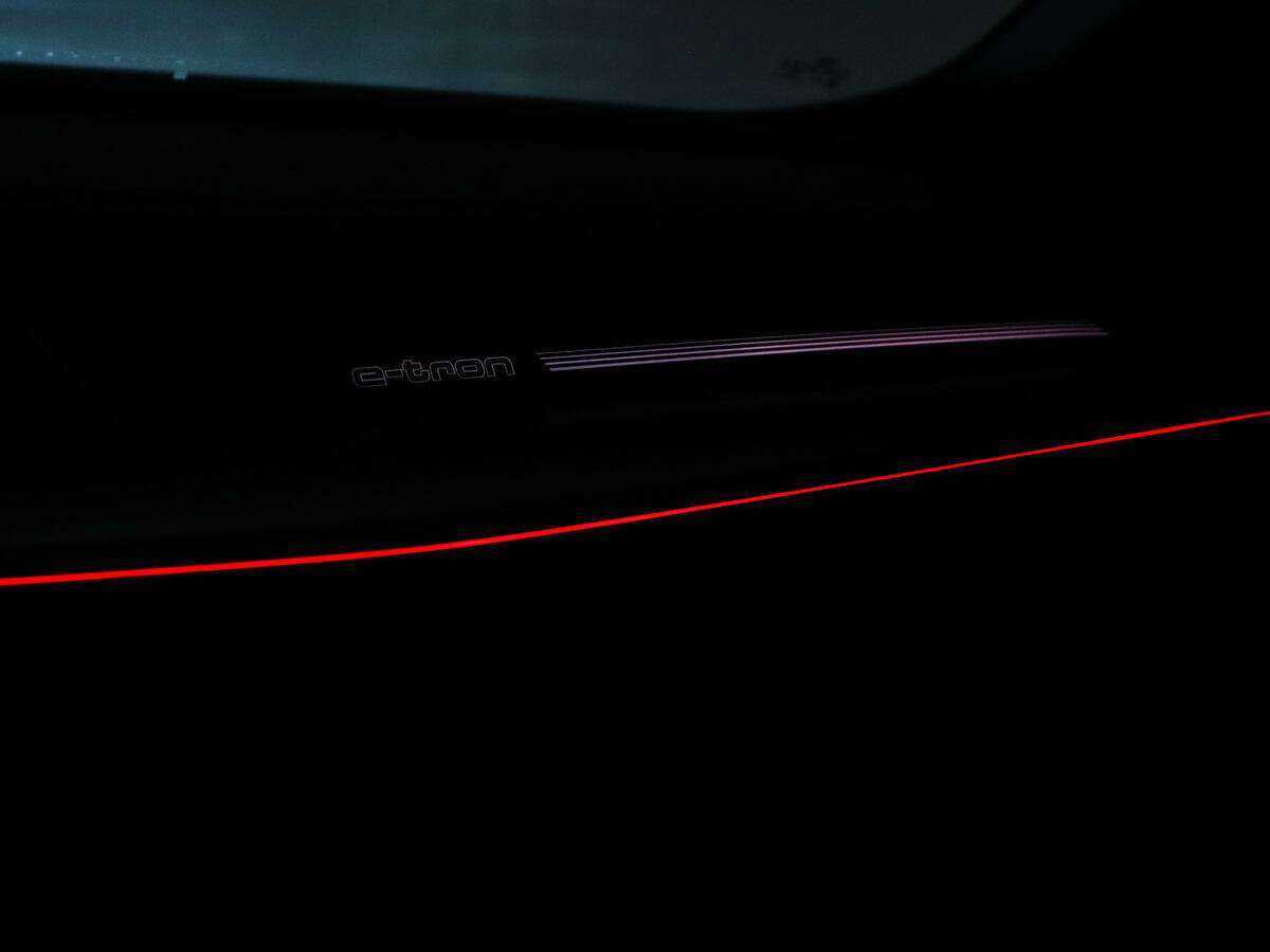 Audi e-tron 55, 2020 Фото №24