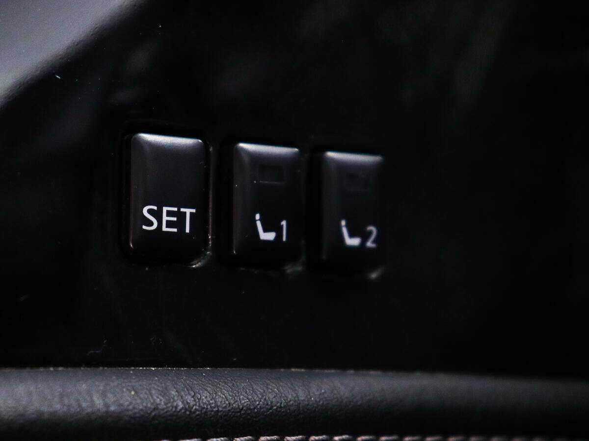 Infiniti QX80, 2020 Фото №21