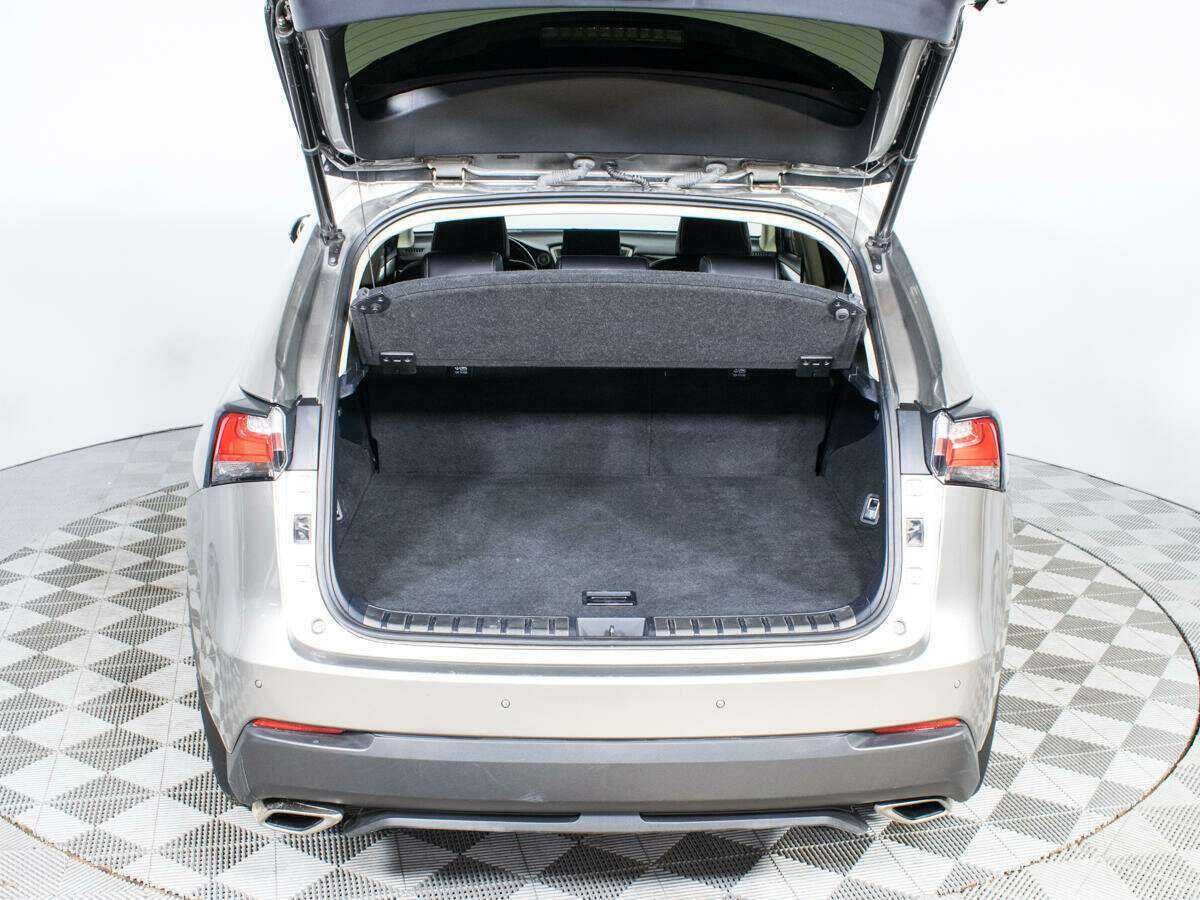 Lexus NX 200t, 2015 Фото №16