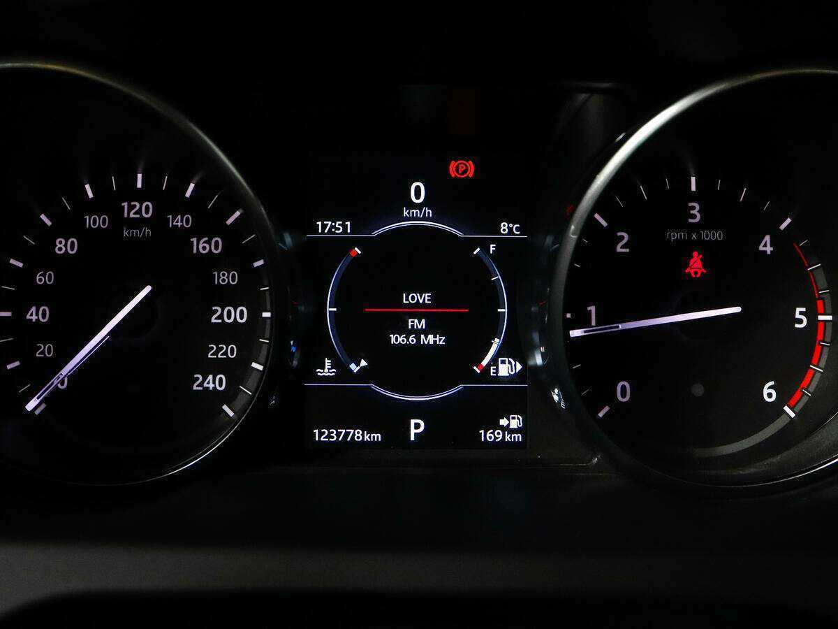 Land Rover Discovery Sport, 2017 Фото №9