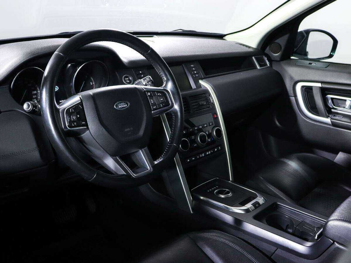 Land Rover Discovery Sport, 2017 Фото №12