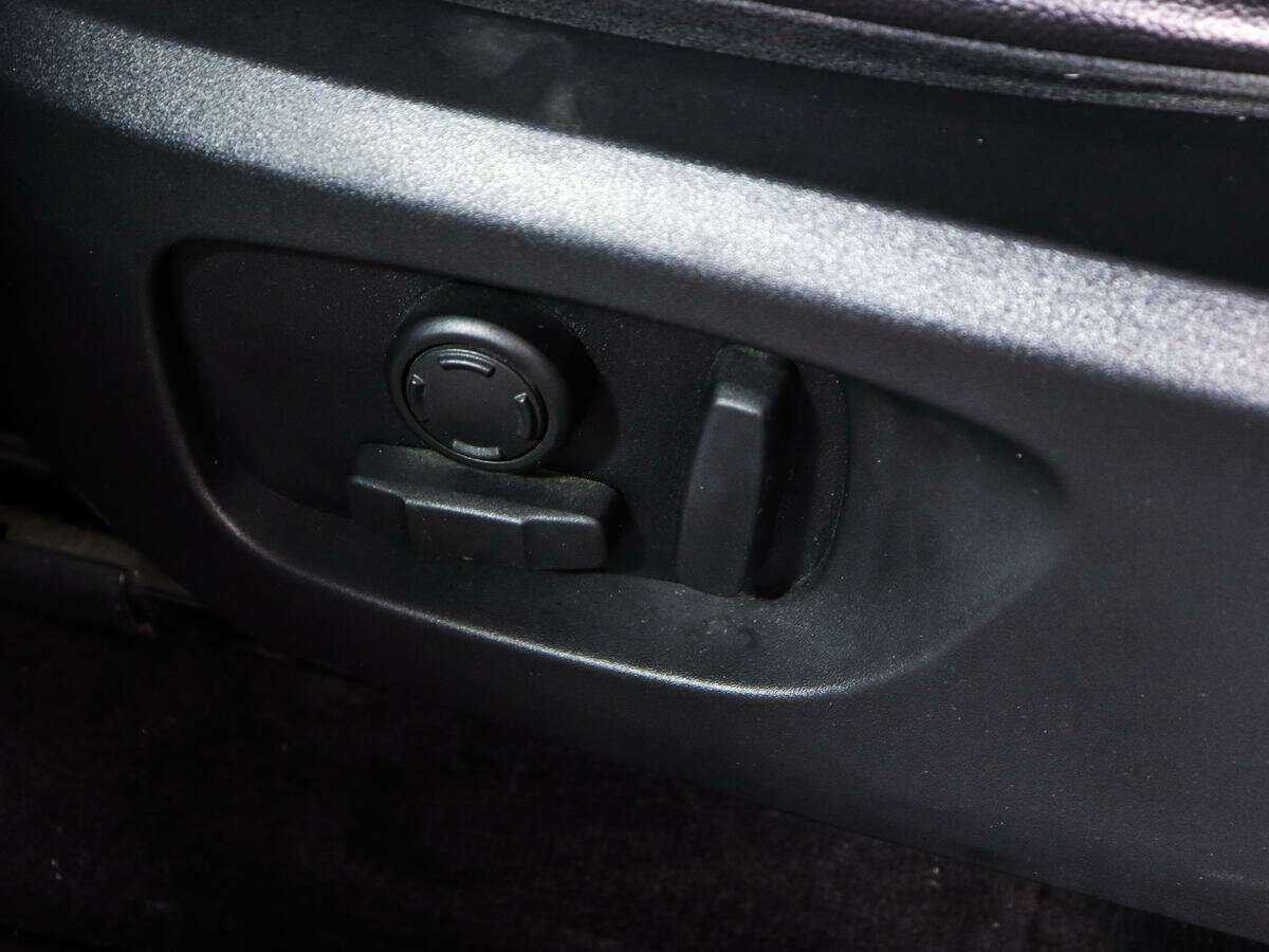 Land Rover Discovery Sport, 2017 Фото №17