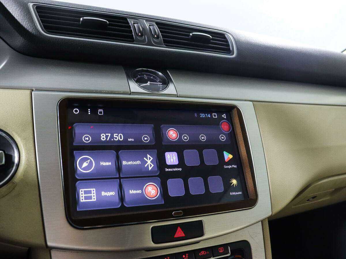 Volkswagen Passat CC, 2011 Фото №14