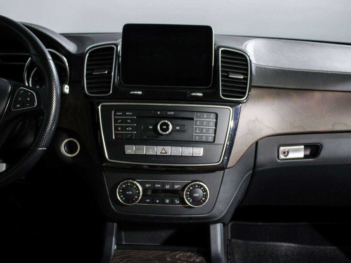 Mercedes-Benz GLS 400, 2016 Фото №11