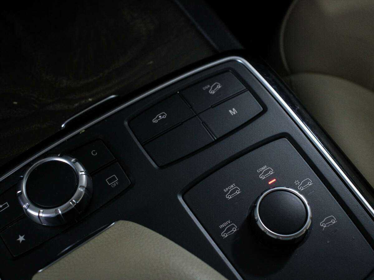 Mercedes-Benz GLS 400, 2016 Фото №17