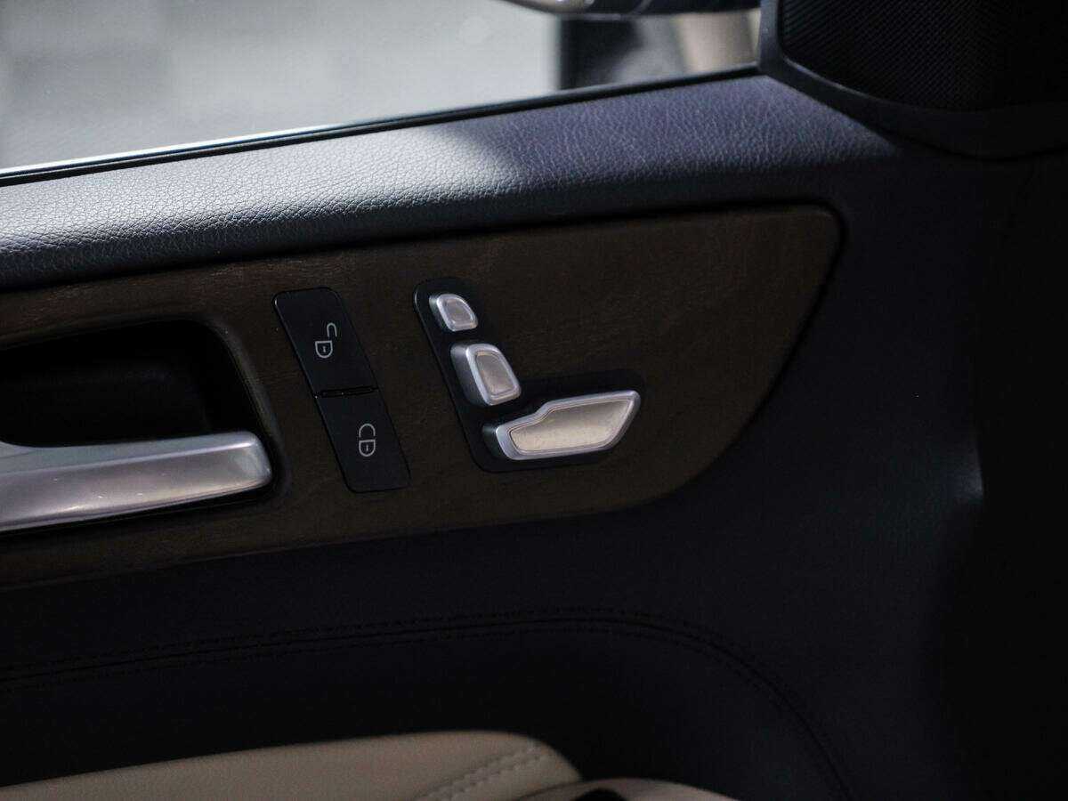 Mercedes-Benz GLS 400, 2016 Фото №22