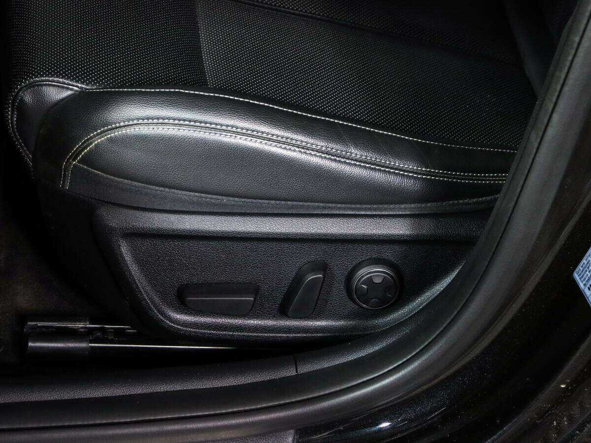 Genesis G70, 2019 Фото №20