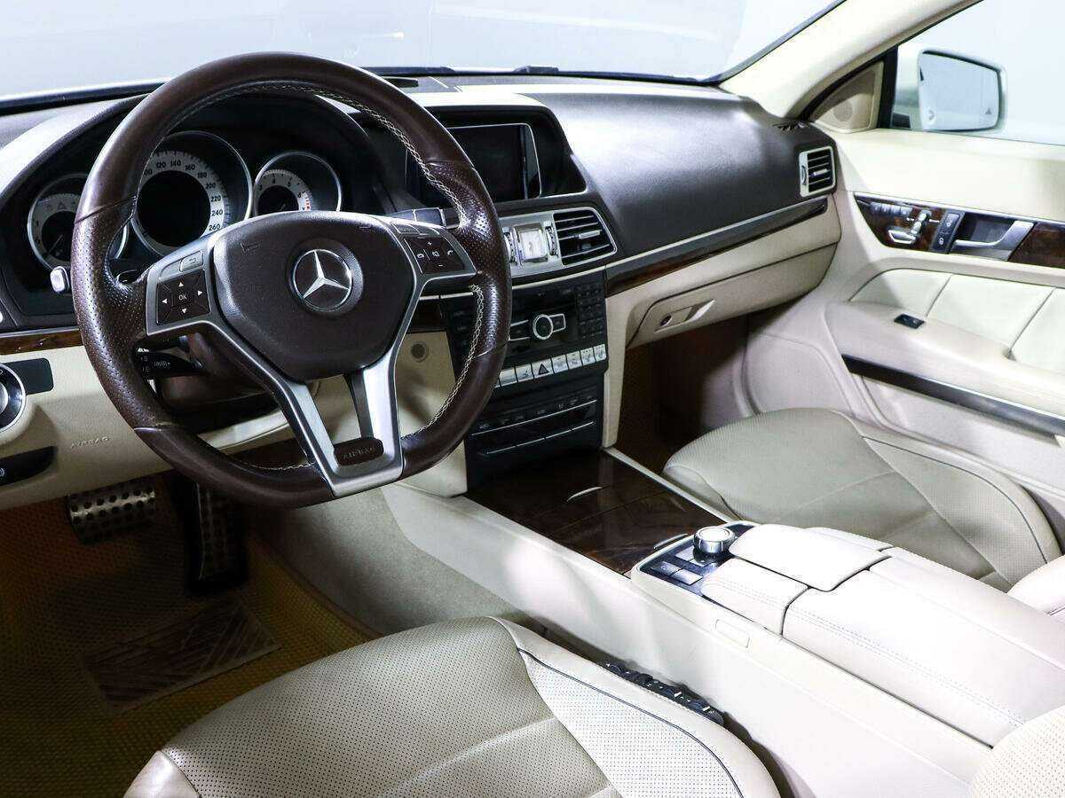 Mercedes-Benz E-Класс 350, 2013 Фото №11
