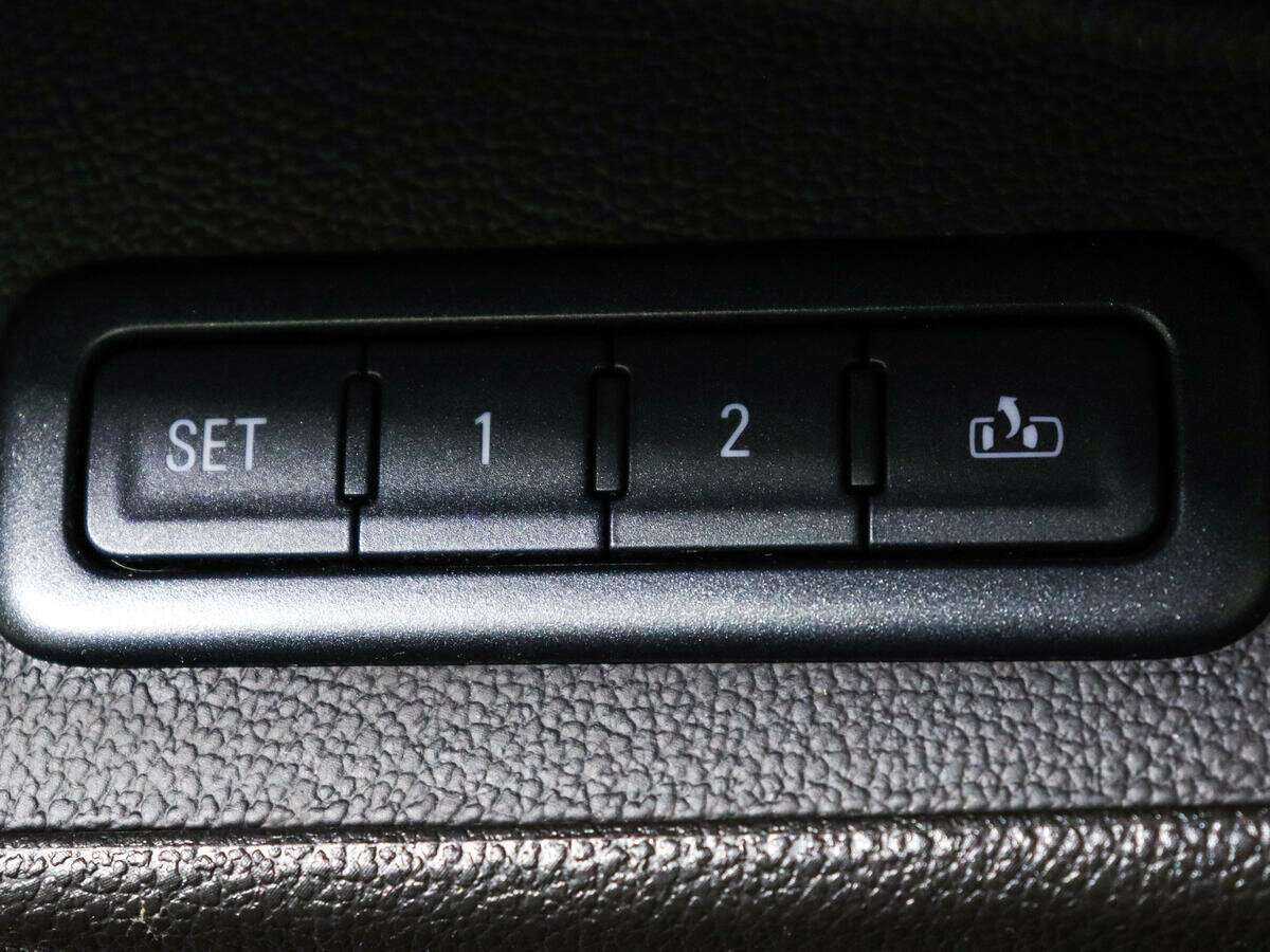 Chevrolet Tahoe, 2016 Фото №18