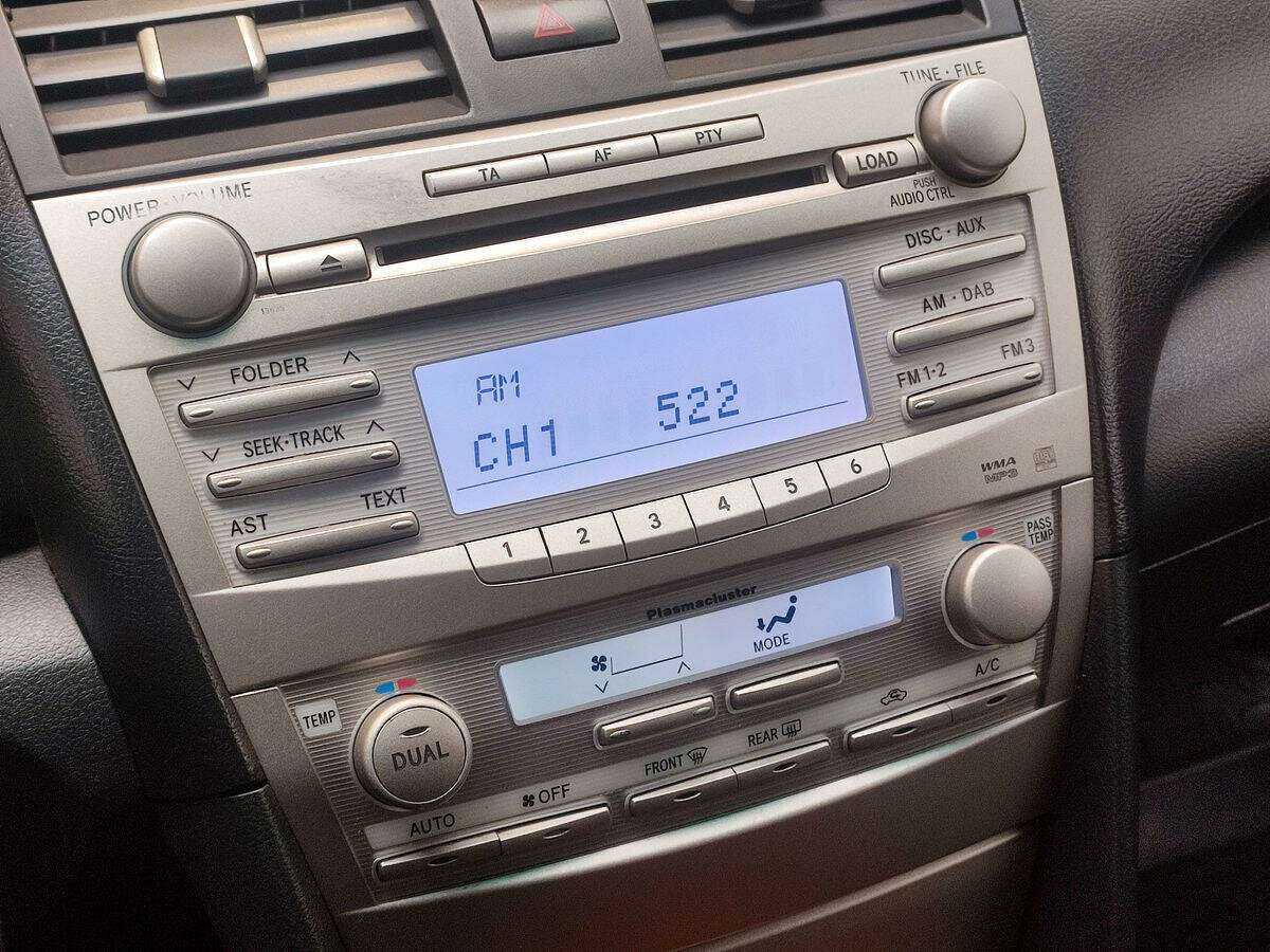 Toyota Camry, 2010 Фото №17