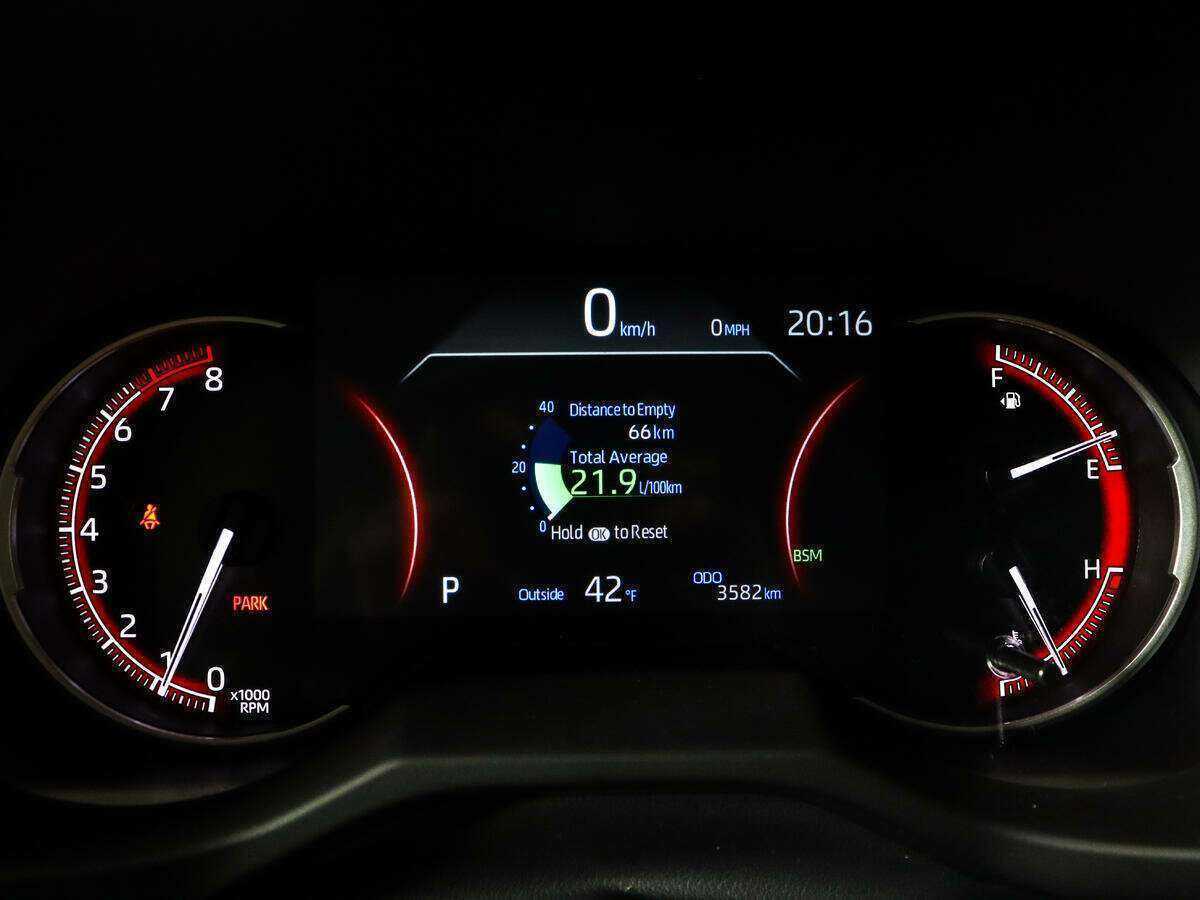 Toyota RAV4, 2022 Фото №9