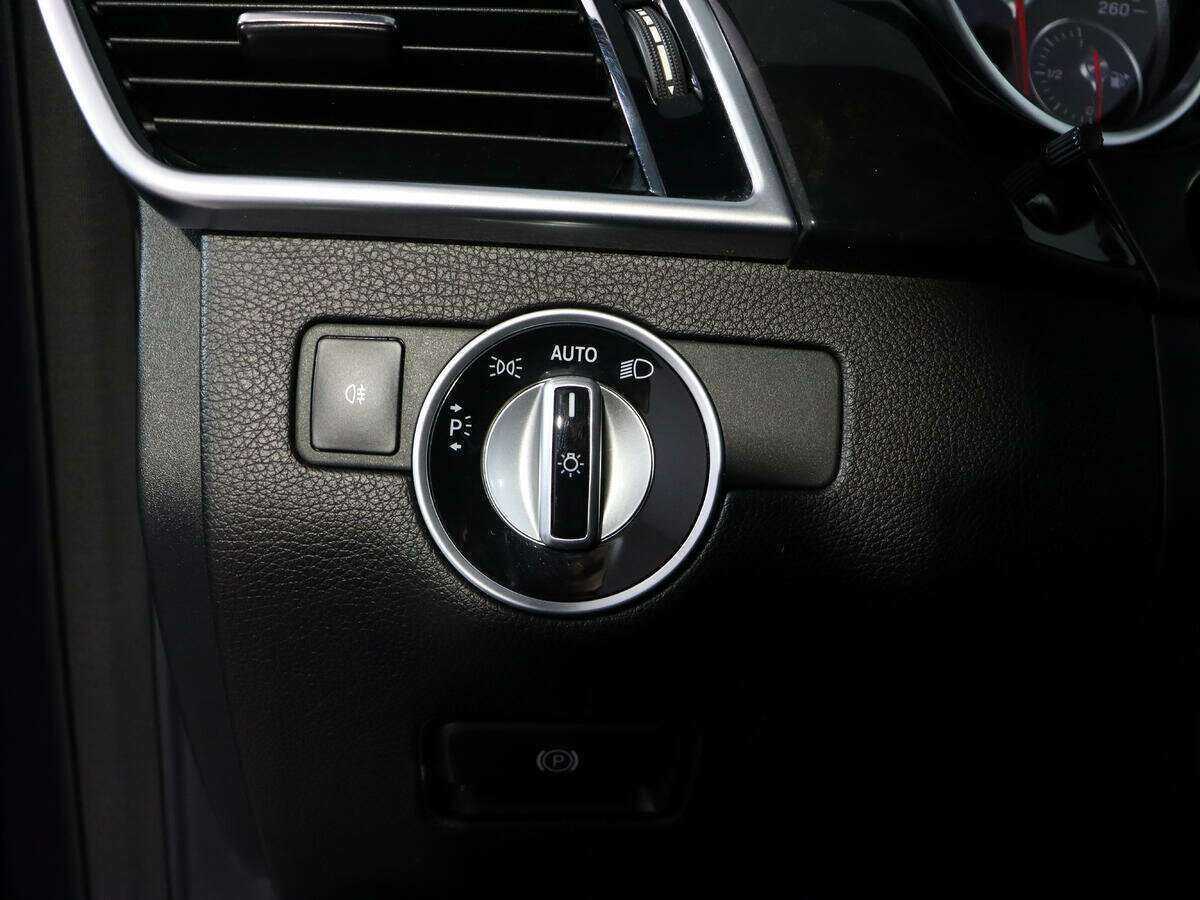 Mercedes-Benz GLE 350 d, 2015 Фото №16