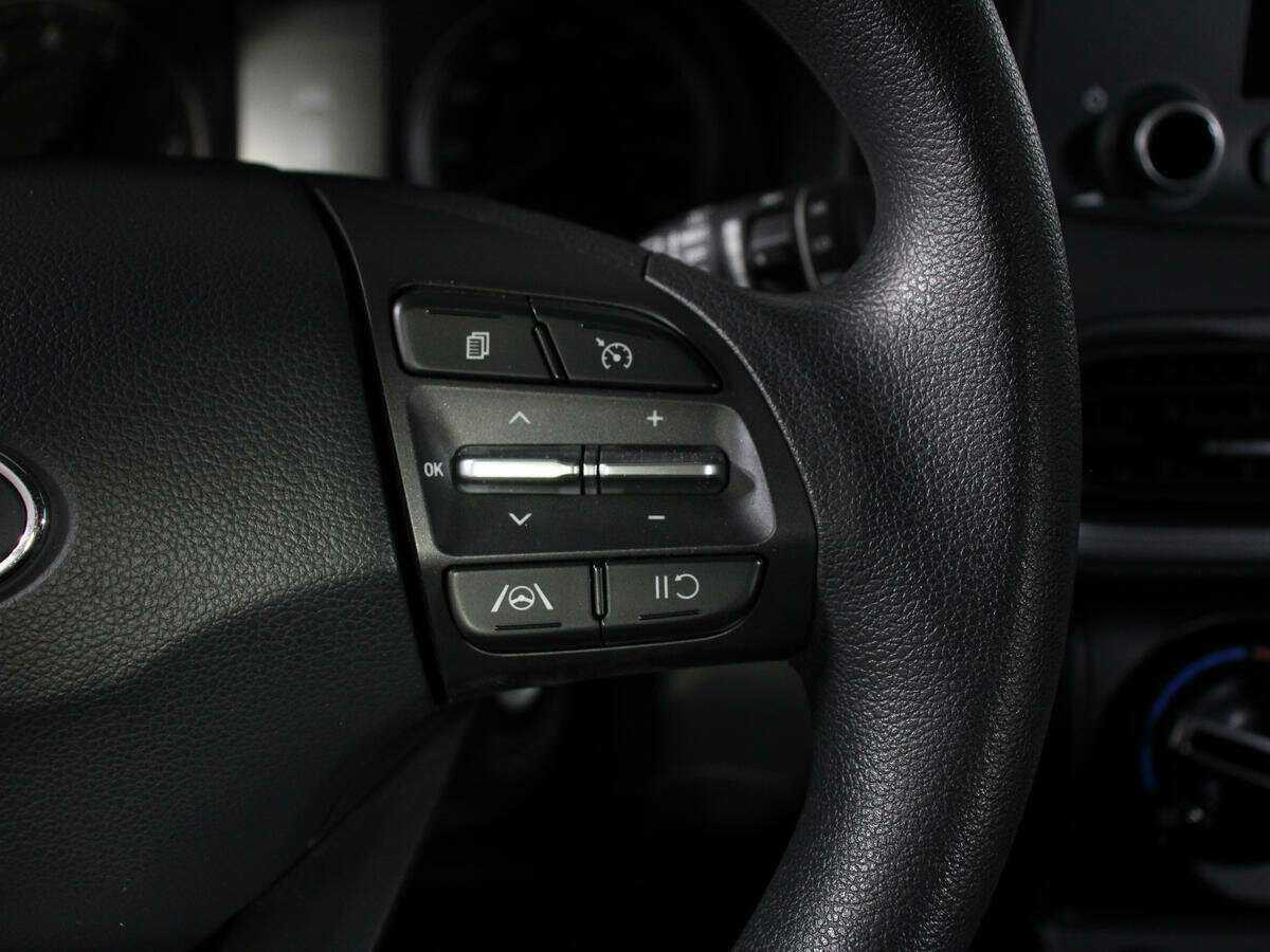 Hyundai Kona, 2021 Фото №15