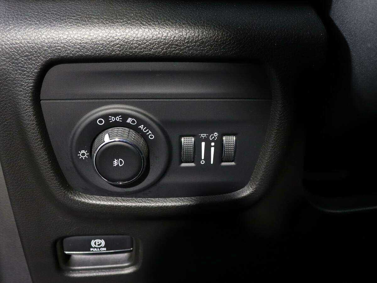 Jeep Grand Cherokee, 2022 Фото №20