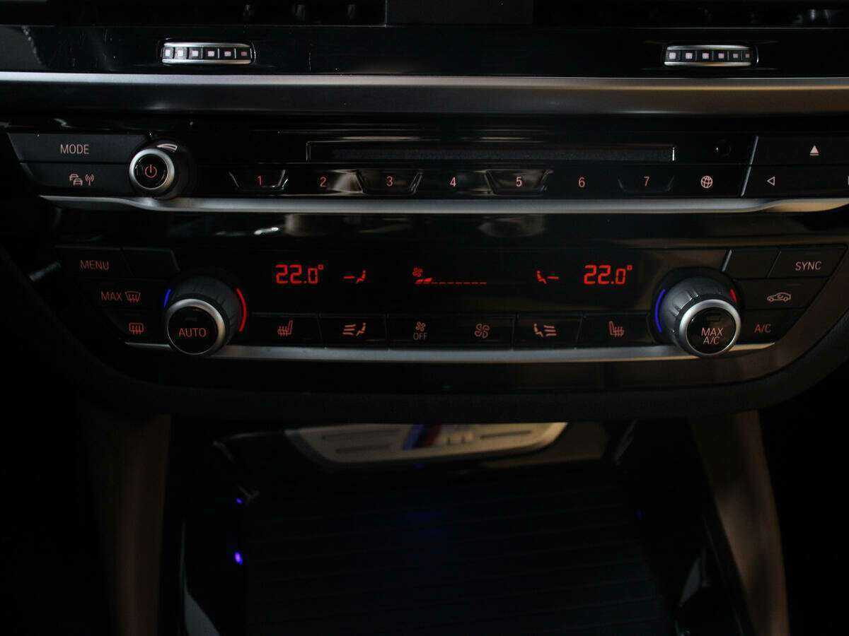 BMW X4 M40d, 2019 Фото №16