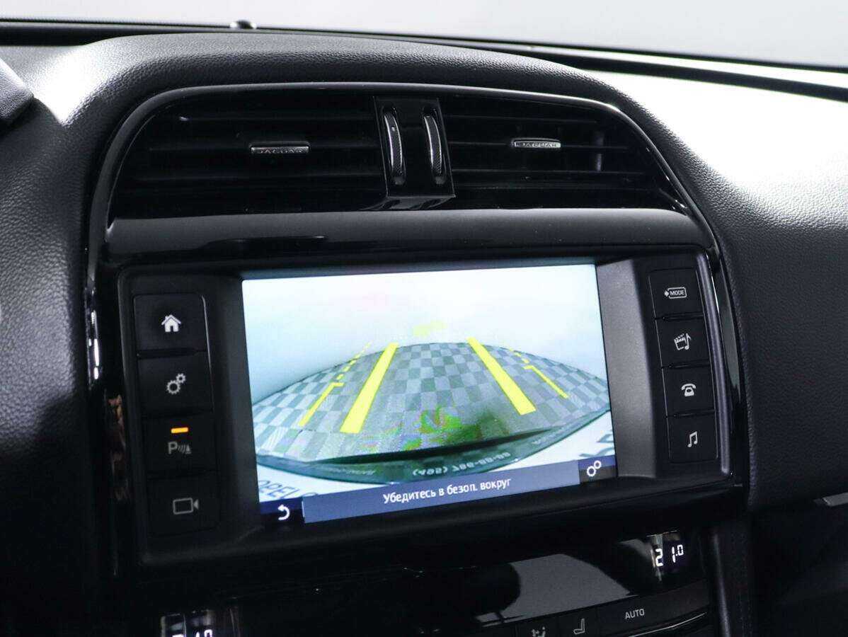 Jaguar F-Pace, 2016 Фото №16