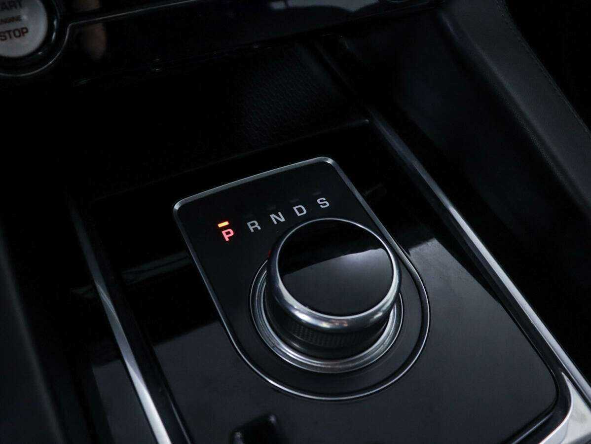 Jaguar F-Pace, 2016 Фото №18