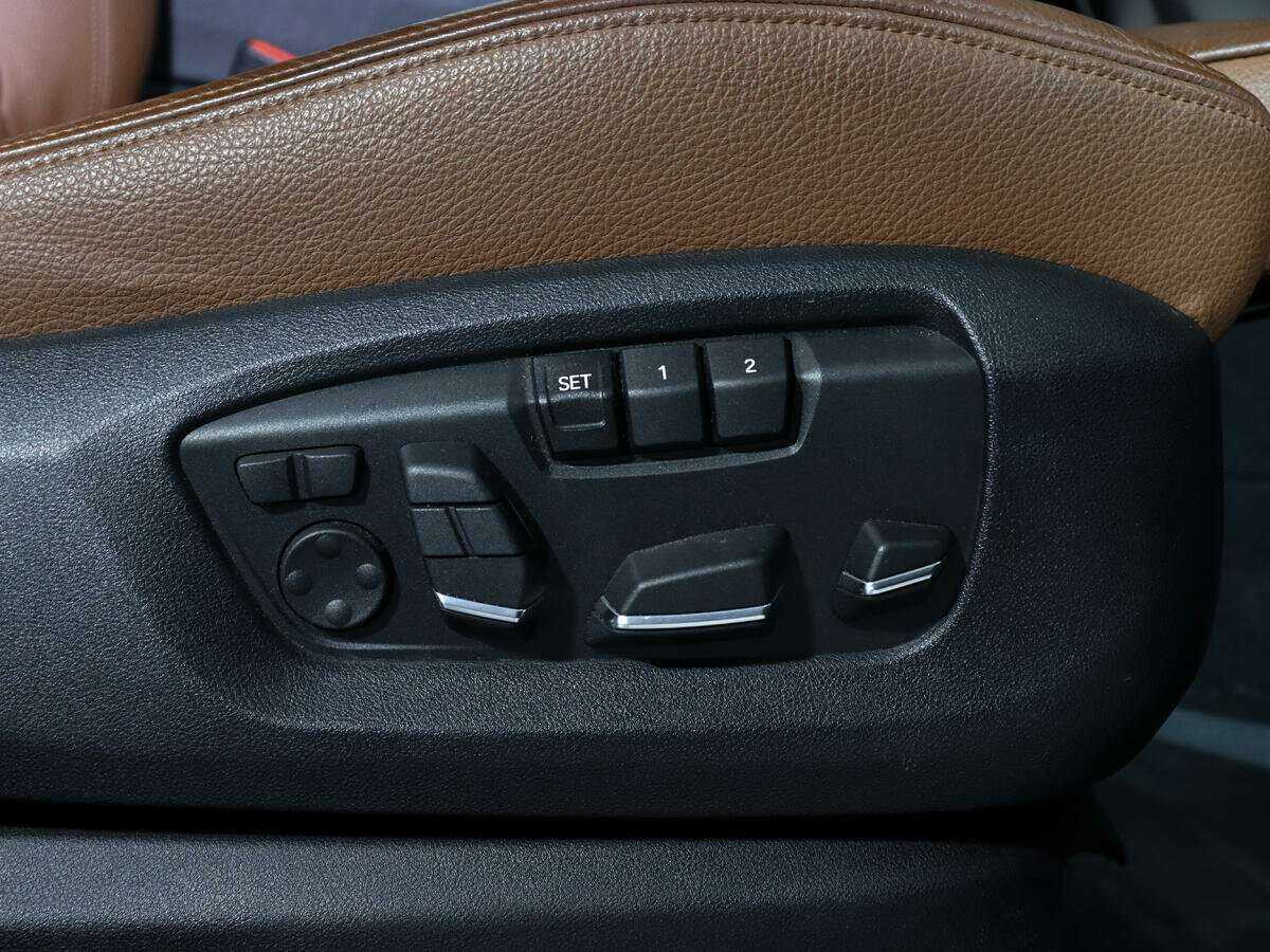 BMW X5 40d, 2015 Фото №14