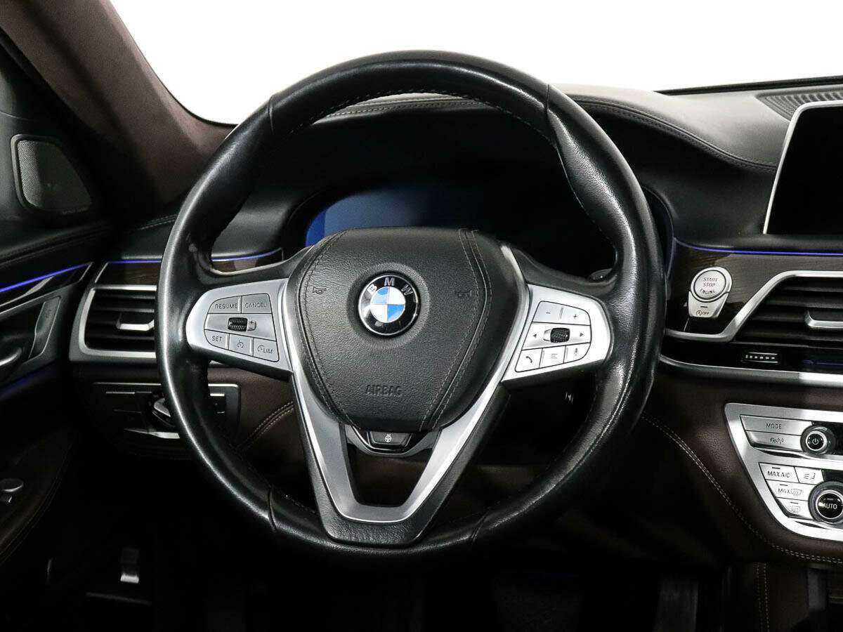BMW 7 серии Long 740Li xDrive, 2019 Фото №11